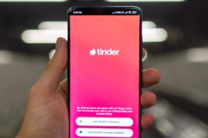 Why Tinder Continues To Thrive After All These Years